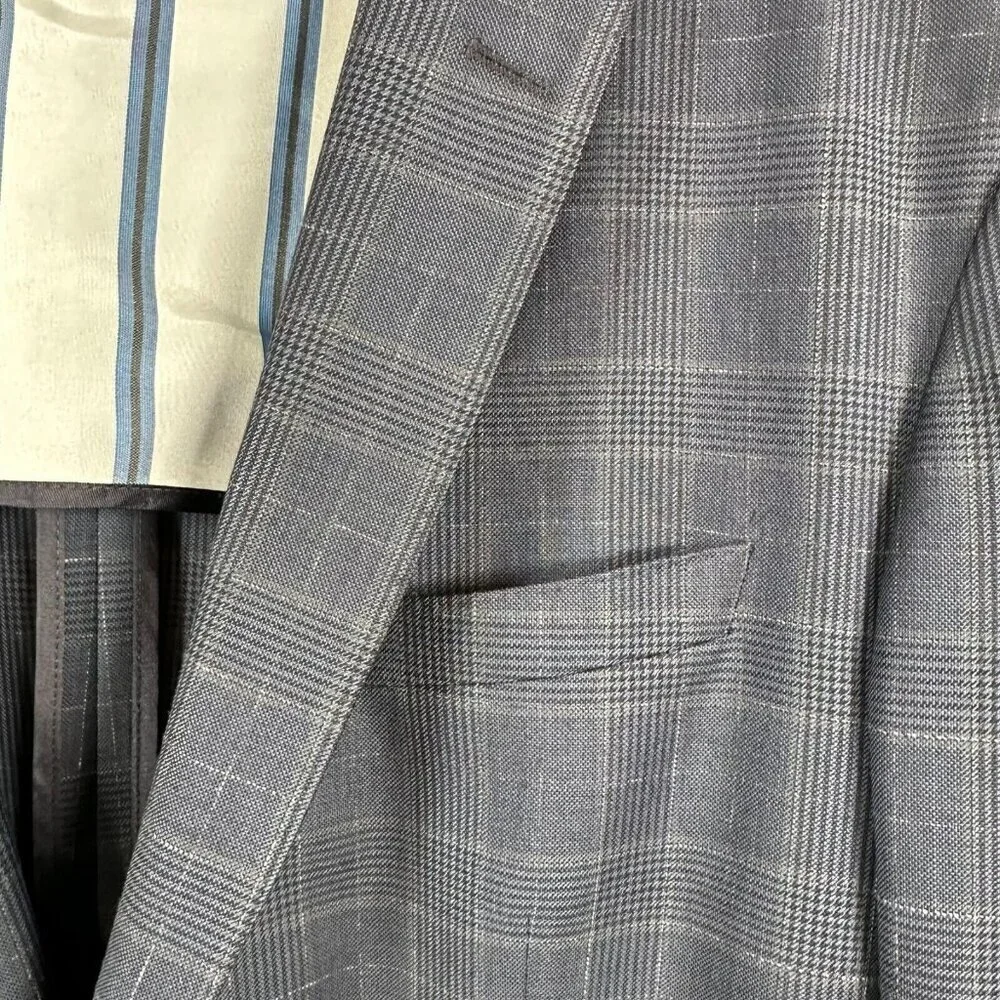 Hugo Boss The James Wool Blazer Jacket Size 44L Blue Plaid Career Business